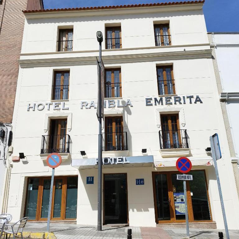 Hotel Rambla Emerita, Centro Ciudad Merida Exterior photo